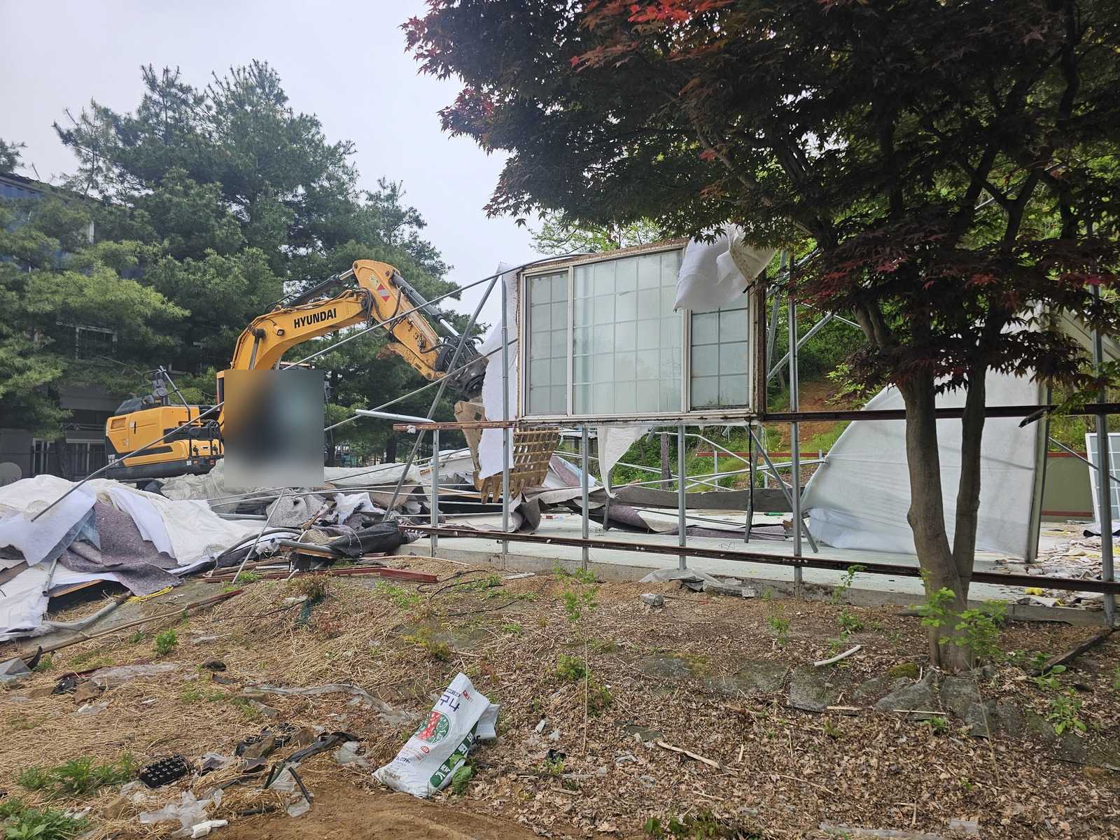 화성시 남양읍 공장 바닥 콘크리트 철거 현장 사진 5