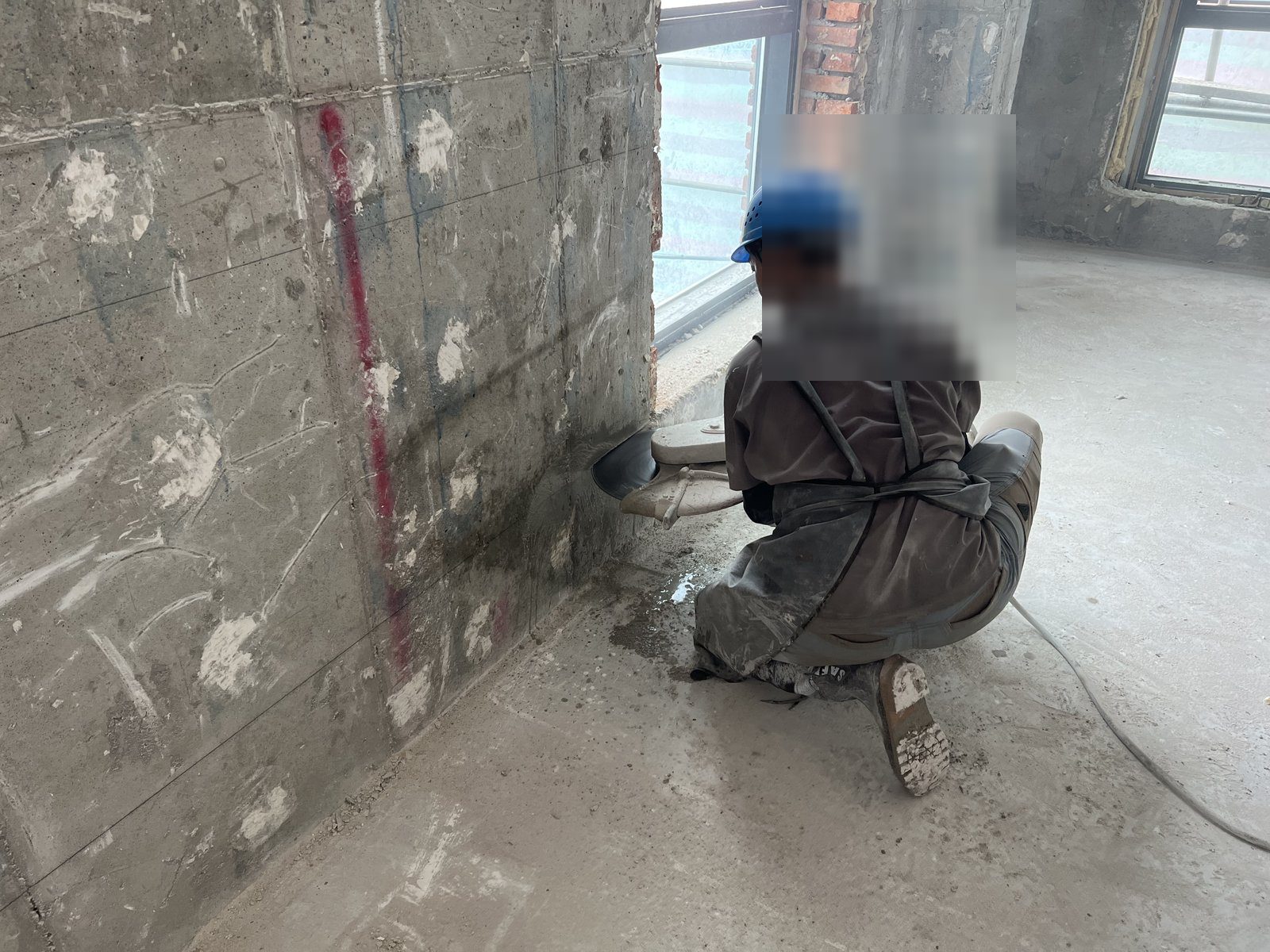 용인 수지구 3층 건물 대수선 골조 철거 현장 사진 4