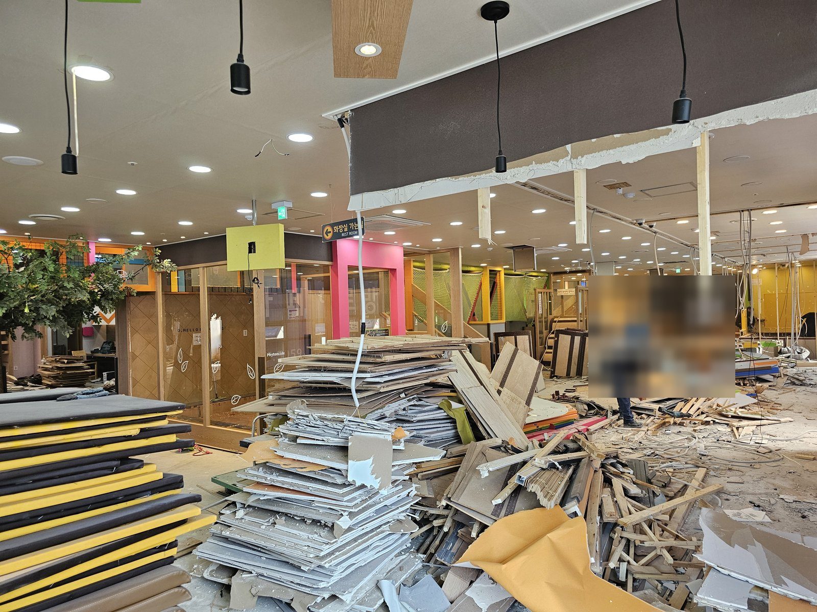 화성시 산척동 키즈카페 철거 현장 사진 6